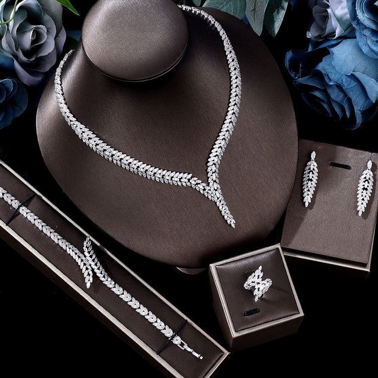Luxury 4-Piece Zircon Crystal Bridal Jewelry Set Luxury 4-Piece Zircon Crystal Bridal Jewelry Set 